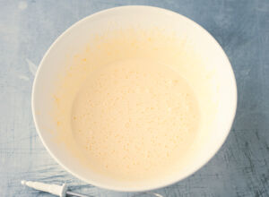 Grundrezept Biskuitmasse