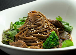 Soba-Bowl mit Rindfleisch soba-nudel-bowl