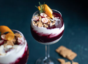 Glühwein-Trifle mit Spekulatius