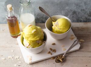 Eis mit Kurkuma Golden Milk Eis