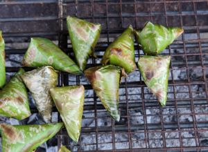 Grillpäckchen Bananenblätter Grillpäckchen Bananenblätter