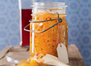 Gelbes Tomaten-Nektarinen-Chutney