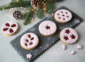 Plätzchen mit Cassis-Füllung cassis-plaetzchen
