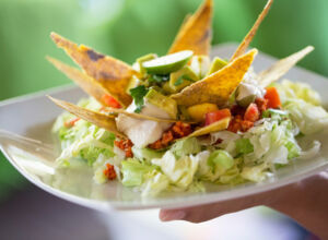 Mexikanischer Nachosalat  Mexikanischer Nachosalat