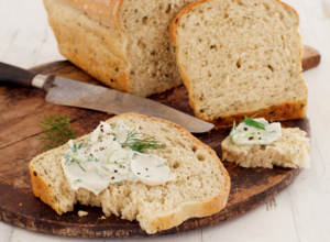 weissbrot-mit-kraeutern