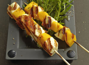 Mango Halloumi Spieße vom Grill mango-halloumi-spiesse