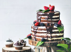 Naked Cake