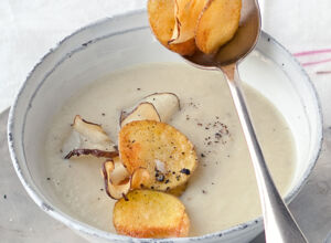 Topinambursuppe mit Weißwein topinambursuppe