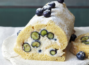 Biskuitrolle Blaubeeren