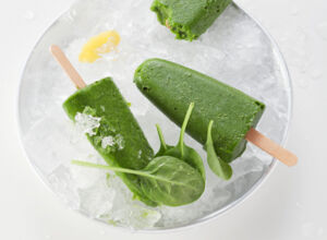 Grünes Smoothie-Eis gruenes-smoothies-eis
