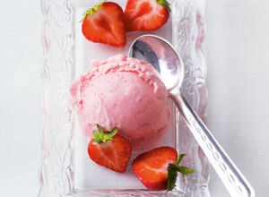 Erdbeereis mit Mascarpone erdbeereis