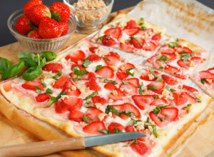 Erdbeer-Flammkuchen Erdbeer-Rezepte