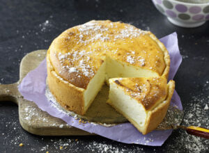 Ein Stück Käsekuchen