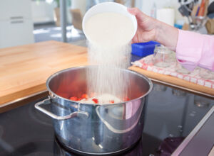 Erdbeermarmelade kochen