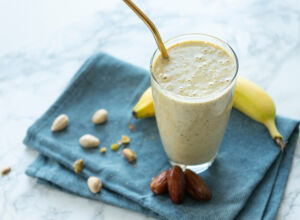 dattel-pistazien-shake