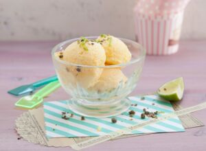 Mangosorbet mit grünem Pfeffer