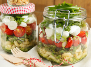 Nudelsalat Nudelsalat im Glas