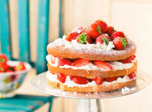 kalorienarmer Kuchen mit Erdbeeren