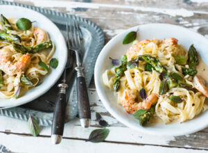 Nudeln mit Spargel und Garnelen nudeln-mit-garnelen-und-spargel
