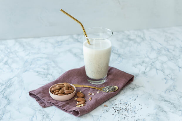Mandeln Proteinshake mandel-shake