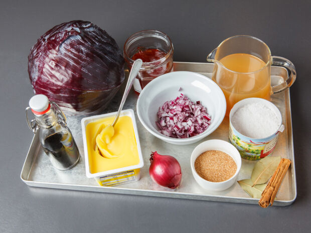 Zutaten für Rotkohl Zutaten für Rotkohl