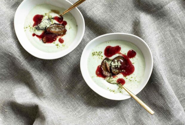 Einen leckeren Nachtisch zum dahinschmelzen, findet ihr hier. Matcha-Teecreme, Matcha-Creme, Matcha