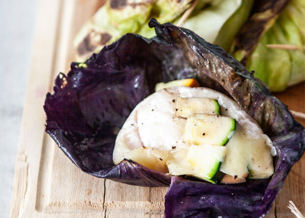 fertige Gemüsepäckchen in Kohlblatt fertige Gemüsepäckchen in Kohlblatt