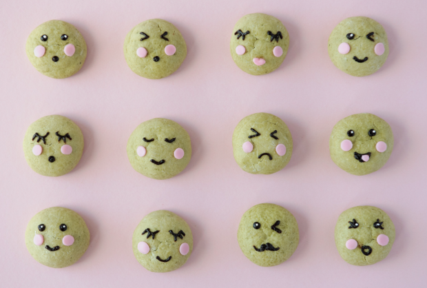 matcha-kekse-gesichter-rezept