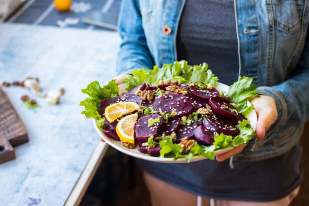 Salate mit CBD-Öl marinieren