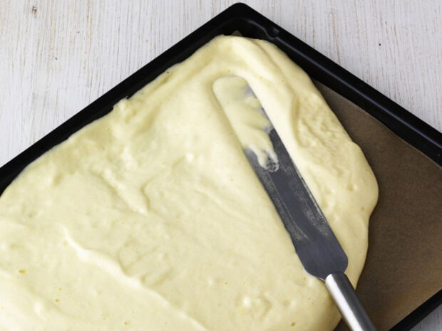 Zitronenrolle backen