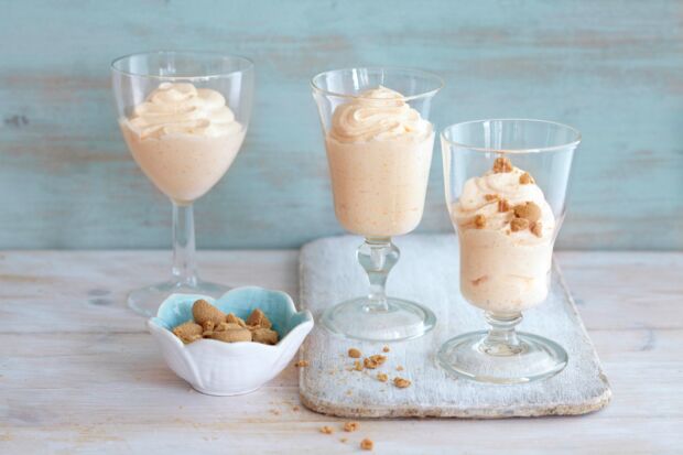 Kürbismousse mit Amarettini kuerbismousse