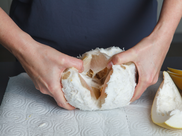 Pomelo schälen Schritt 3