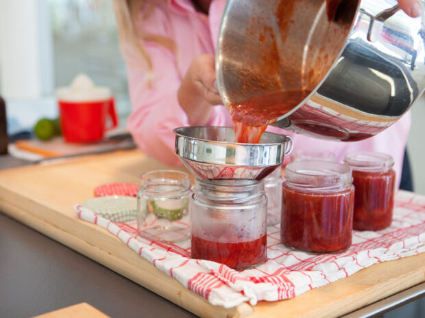 Erdbeermarmelade kochen