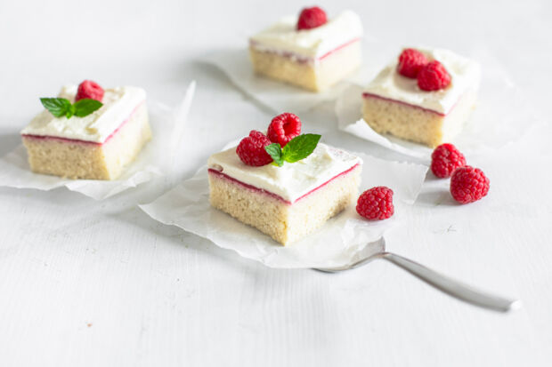 Himbeer-Vanille-Schnitten | Kitchengirls Himbeer-Vanille-Schnitten | Kitchengirls