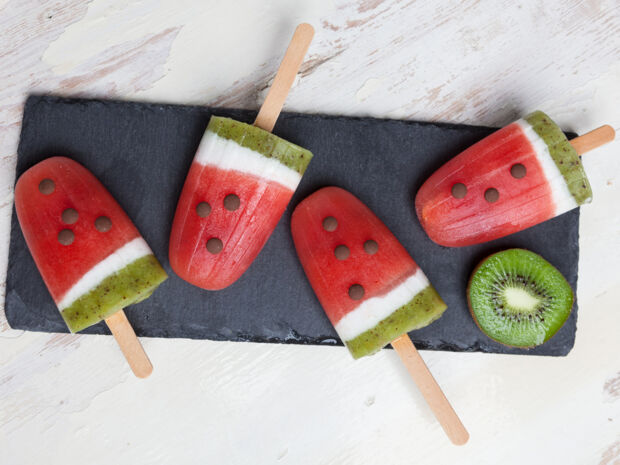 Meloneneis Rezept Meloneneis mit drei Schichten