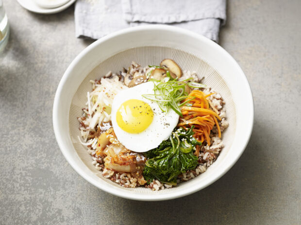 Bibimbap - Rezept für koreanische Reis-Bowl Bibimbap - Rezept für koreanische Reis-Bowl