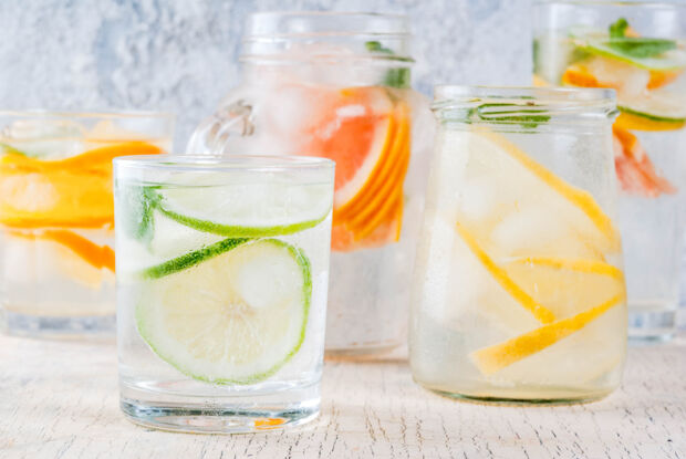 Zitrusfrüchte in Drinks