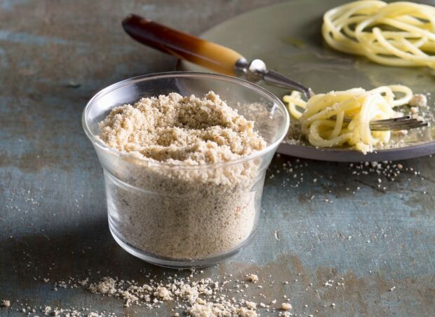 veganen Parmesan selber machen veganer Parmesan