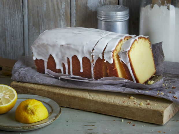 Zitronenkuchen Zitronenkuchen mit Zuckerguss