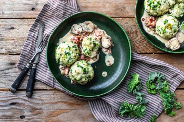 Rezept für Grünkohl-Knödel mit Pilz-Rahmsauce | Kitchengirls