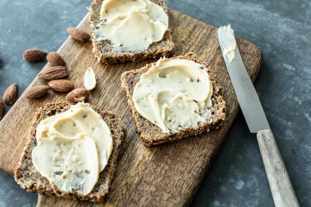 Mandelbutter selbermachen