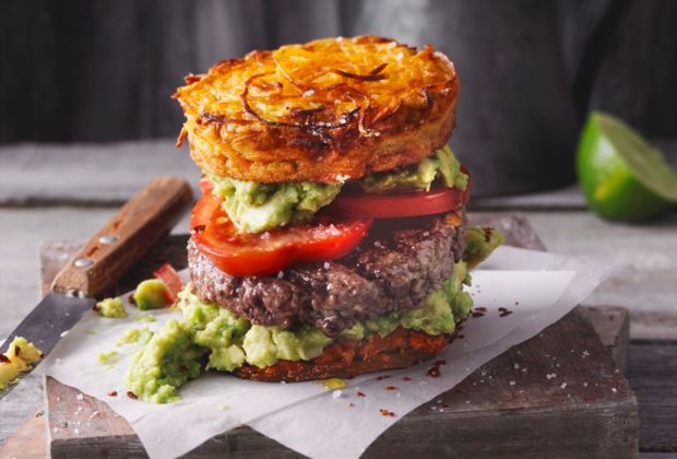 4 Klassiker Gesund Interpretiert Burger Waffeln Kartoffelsalat Und Pommes Kitchengirls