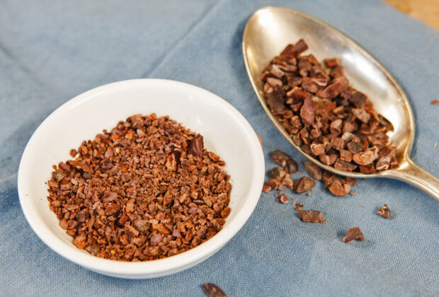 Kakaonibs im Schälchen