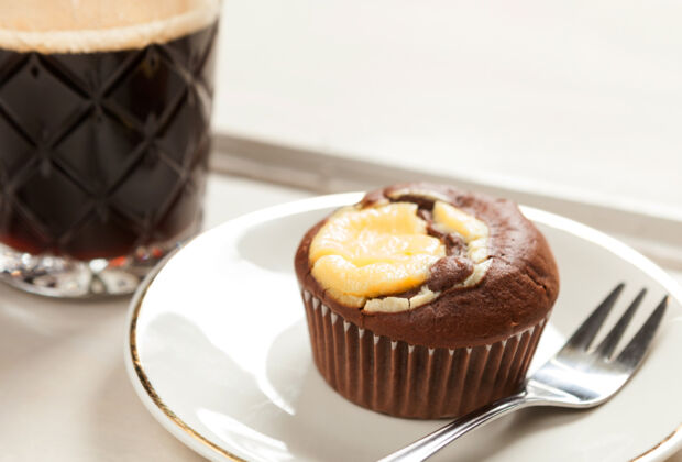 Double Chocolate Cheesecake Muffins Rezept | Kitchengirls Double Chocolate Cheesecake Muffins Rezept | Kitchengirls