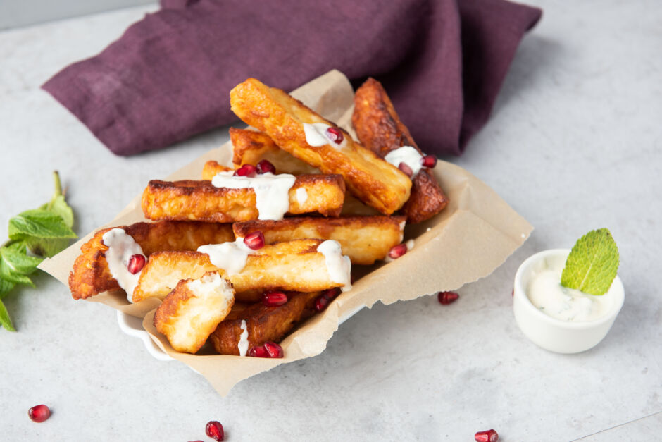 Rezept für Halloumi-Fries mit Minz-Joghurt | Kitchengirls Rezept für Halloumi-Fries mit Minz-Joghurt | Kitchengirls
