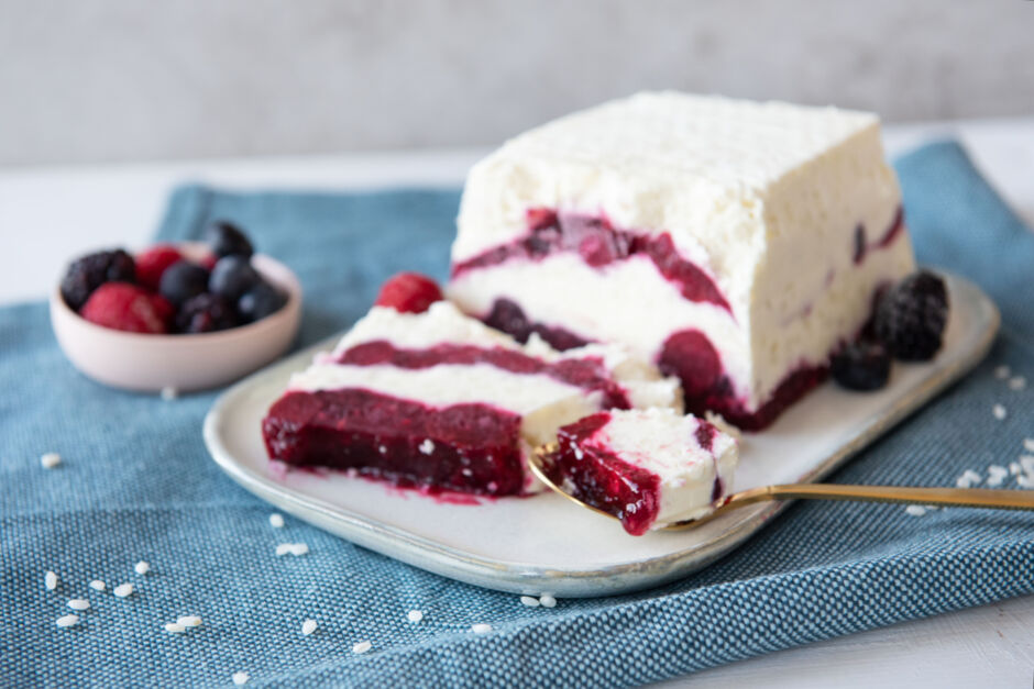 Milchreis-Eis mit Roter Grütze | Kitchengirls Milchreis-Eis mit Roter Grütze | Kitchengirls