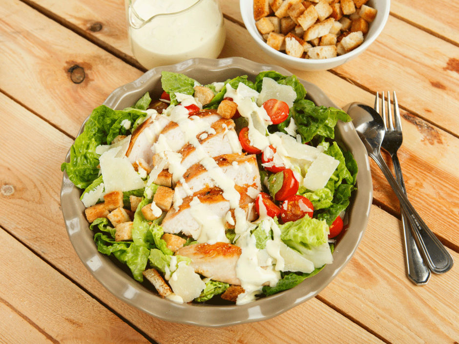 Rezept für Caesar Salad Dressing - original und kalorienarm | Kitchengirls